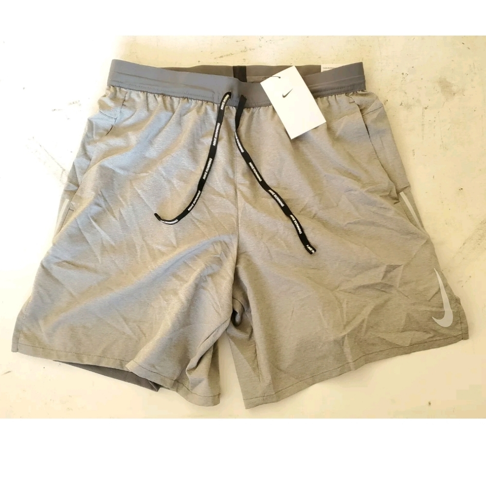 Nike Dri-FIT Flex Stride Men's 7"  2-In-1 Running Shorts Gray size Medium